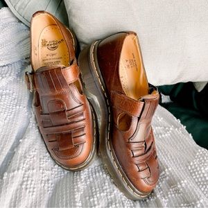 Vtg Dr Martens Fisherman Sandals Oxford Shoes Made in England UK 6 Brown Leather